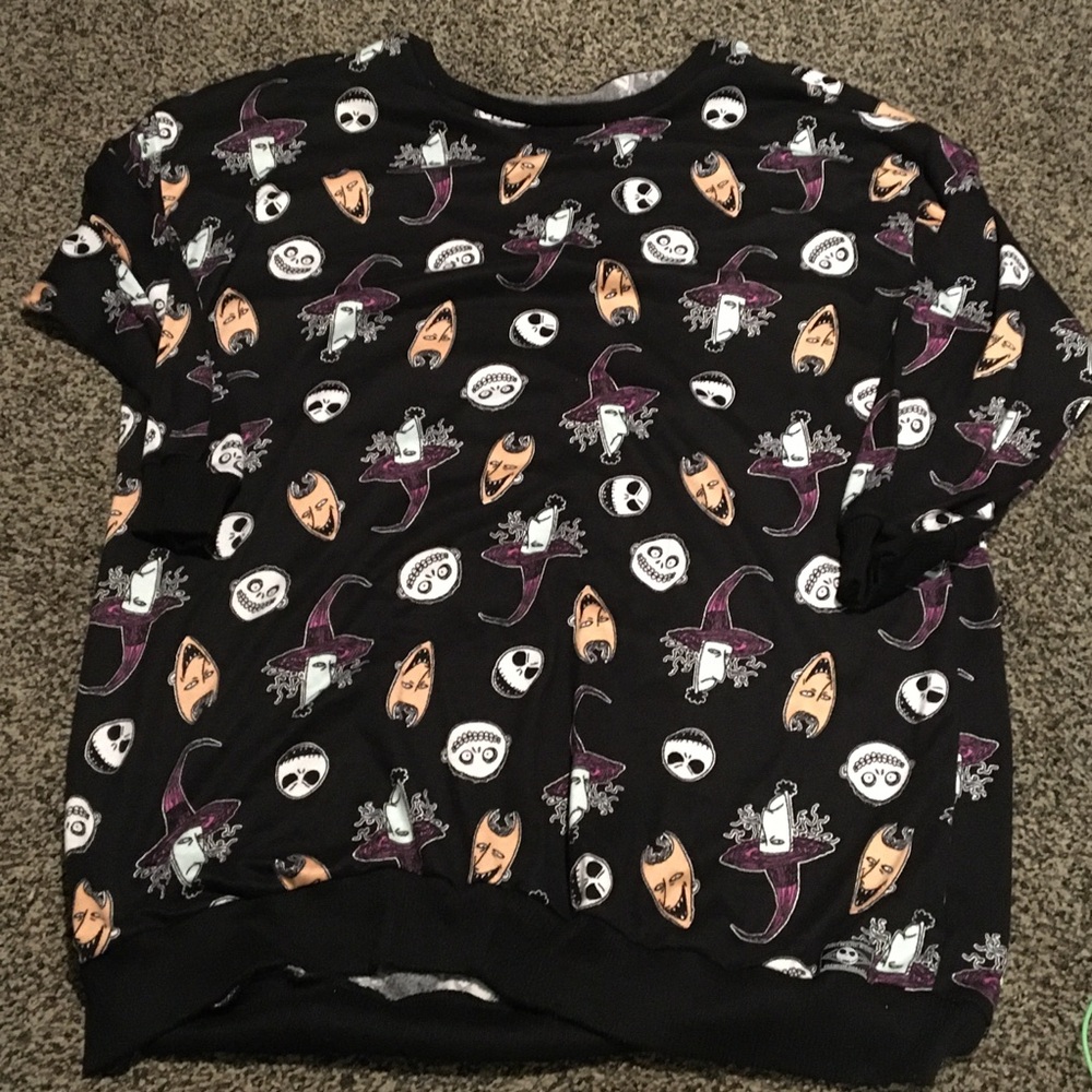 Disney Nightmare Before Christmas Night shirt pj’s